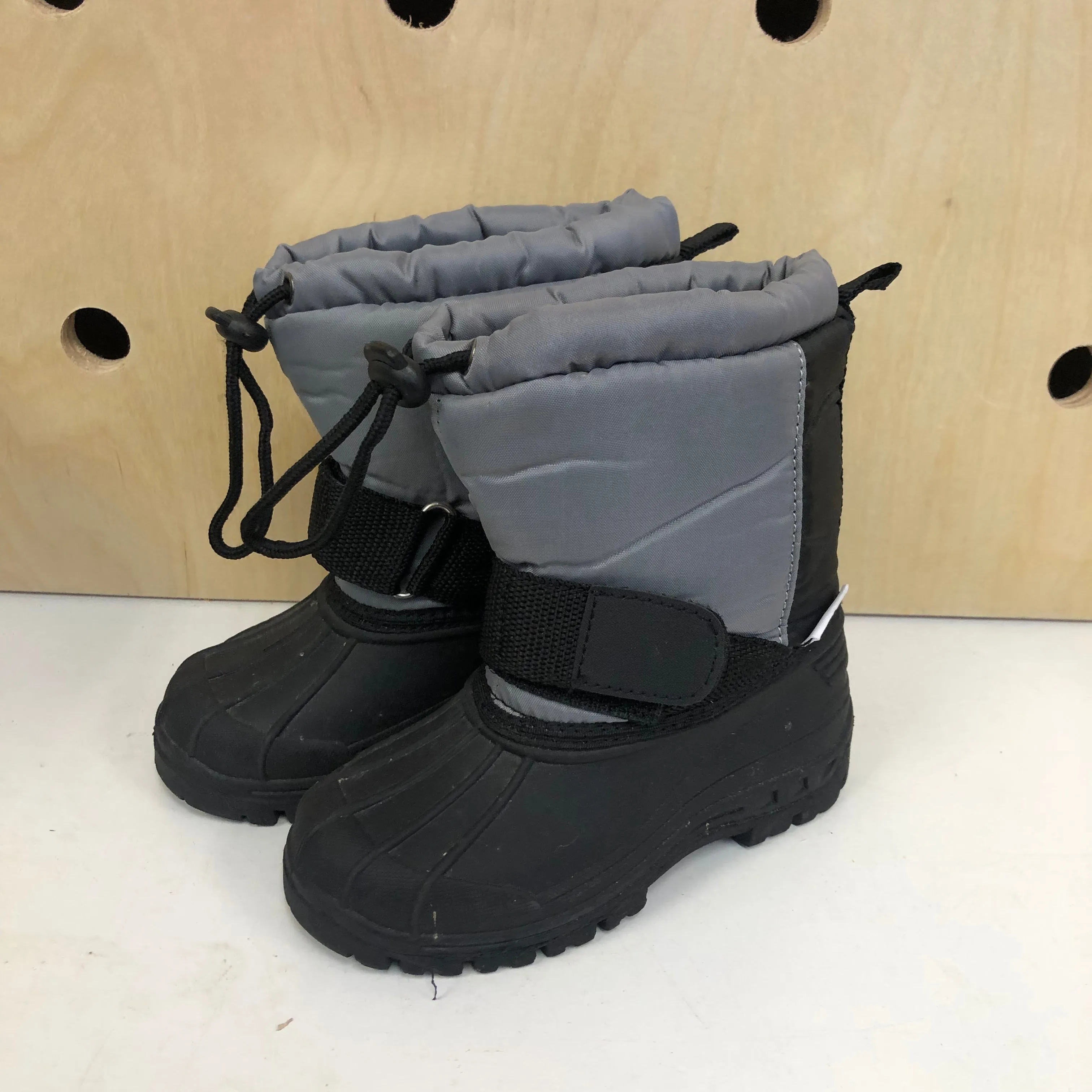 Black   Grey Snow Boots