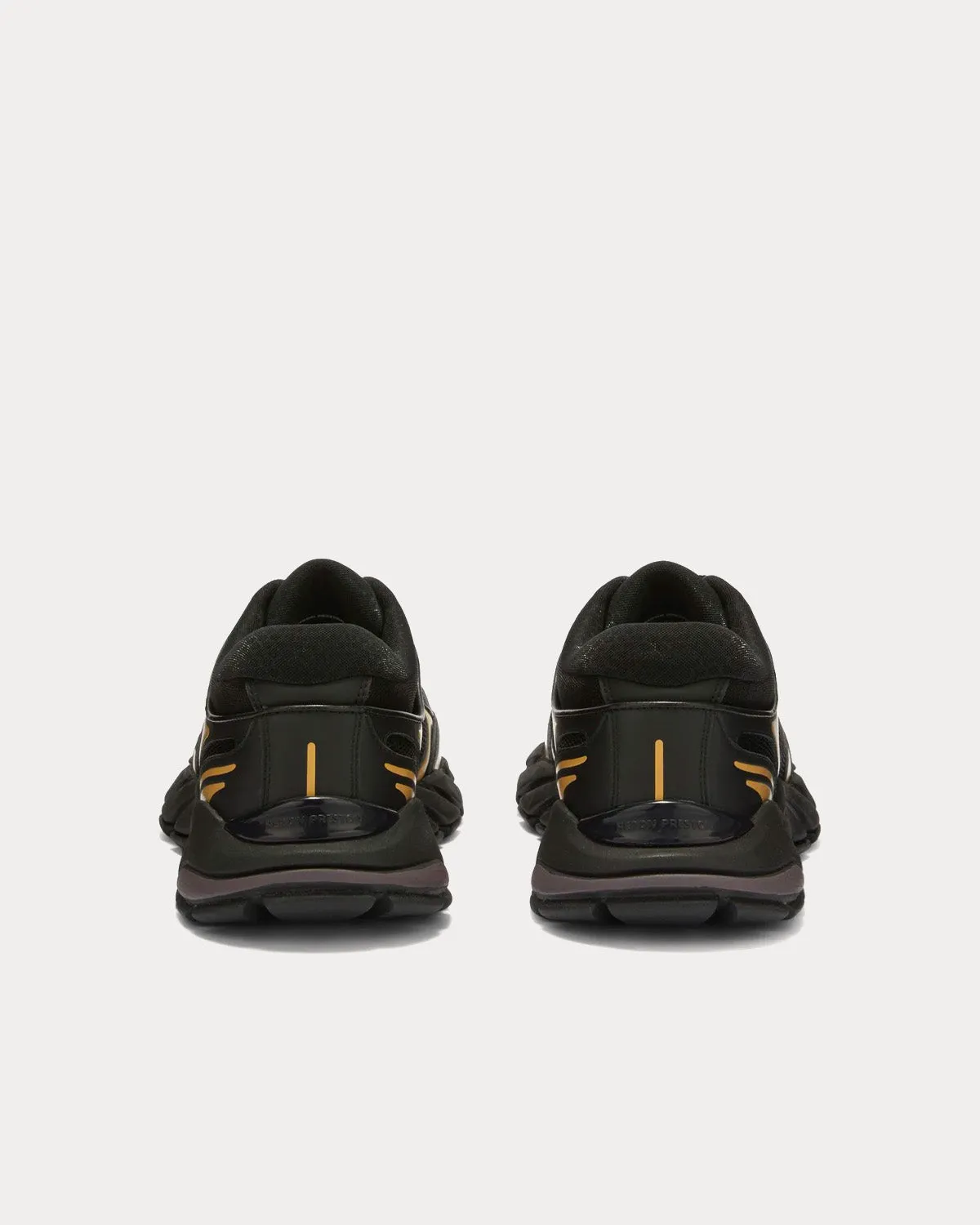 Block Stepper Black / Beige Low Top Sneakers