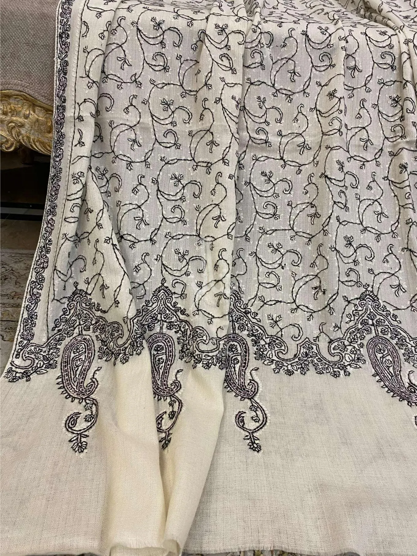 The Classic Needle Work Sozni Jaal